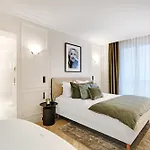 Thelander - Champs Elysees Serviced Apartamento