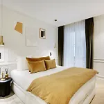 Thelander - Champs Elysees Serviced Apartamento *