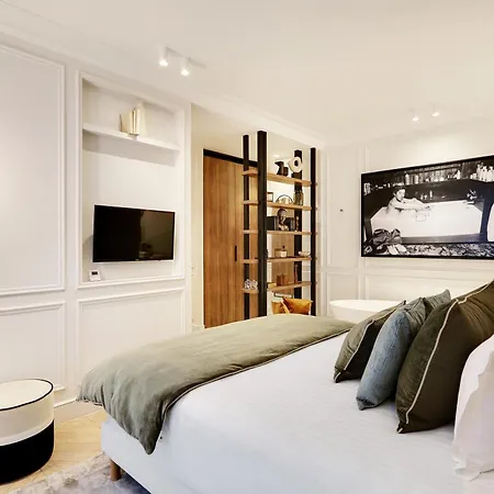 Pick A Flat - Champs Elysées Serviced Apartamento París