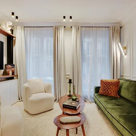 Thelander - Champs Elysees Serviced شقة