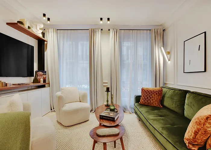 Thelander - Champs Elysees Serviced Apartmán
